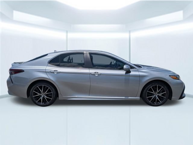 Used 2023 Toyota Camry SE w/ Convenience Package FWD image 8
