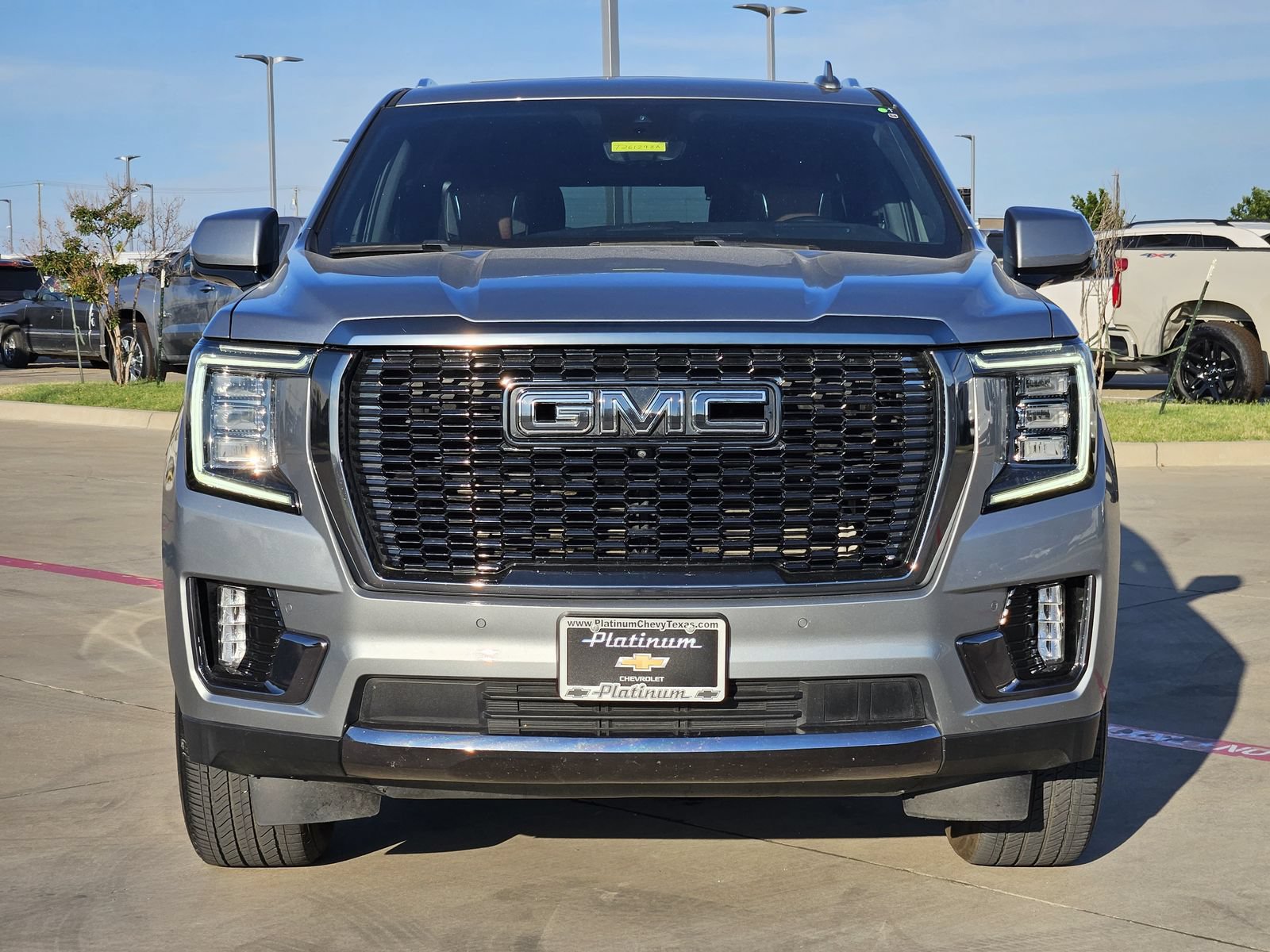 Used 2024 GMC Yukon Denali Ultimate AWD/4WD image 6