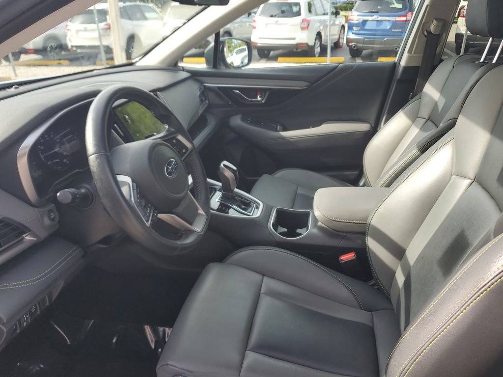 Used 2023 Subaru Outback Onyx Edition AWD/4WD image 22