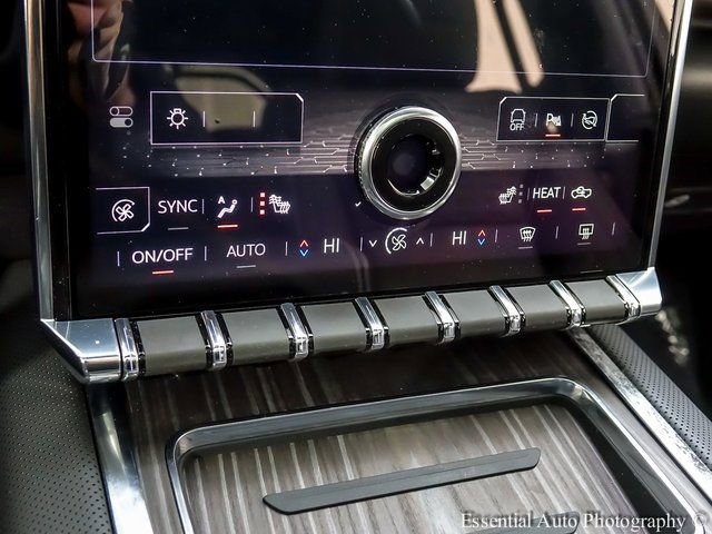 New 2025 GMC Sierra EV Denali image 18