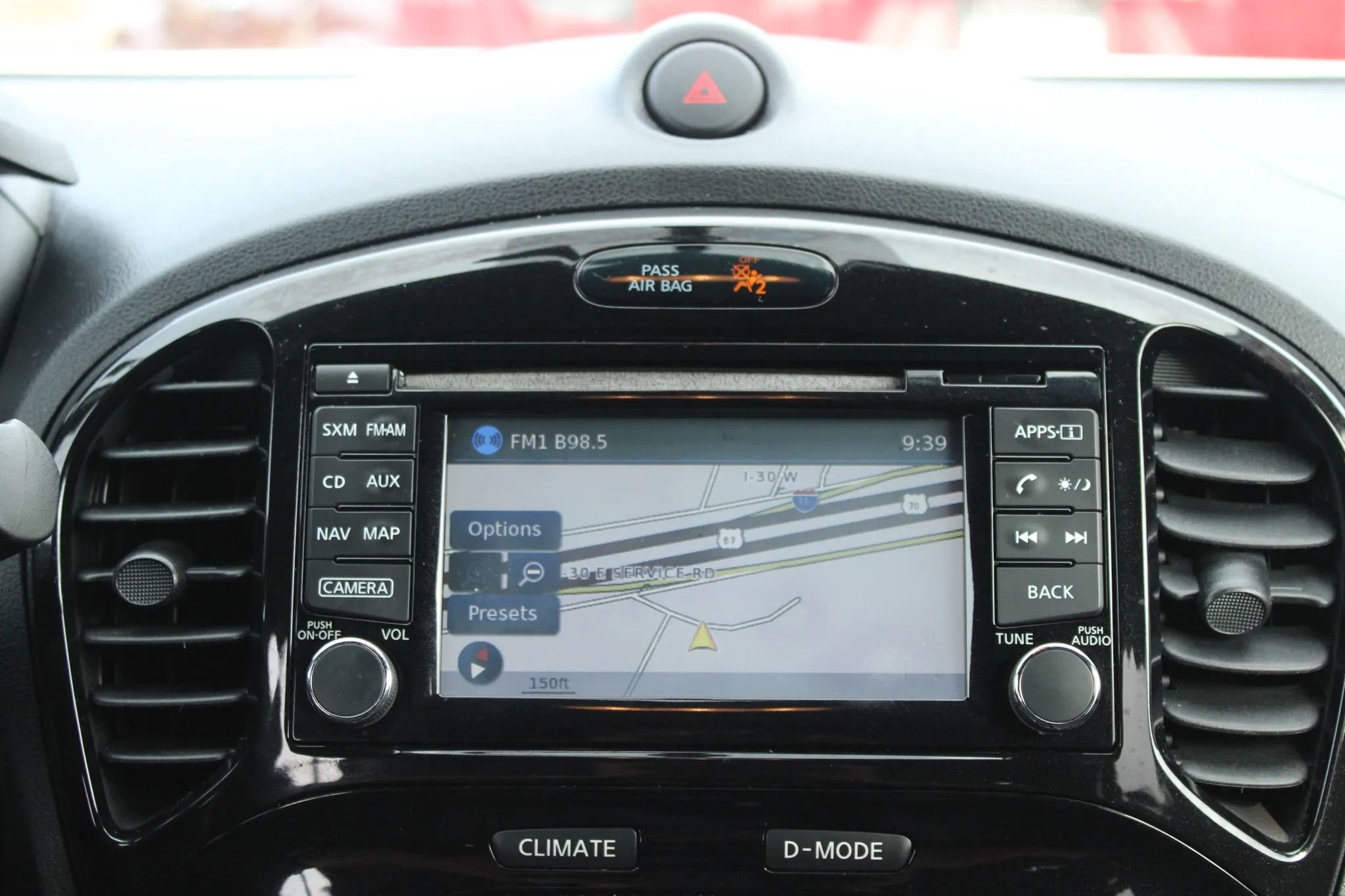 Used 2015 Nissan Juke NISMO image 23