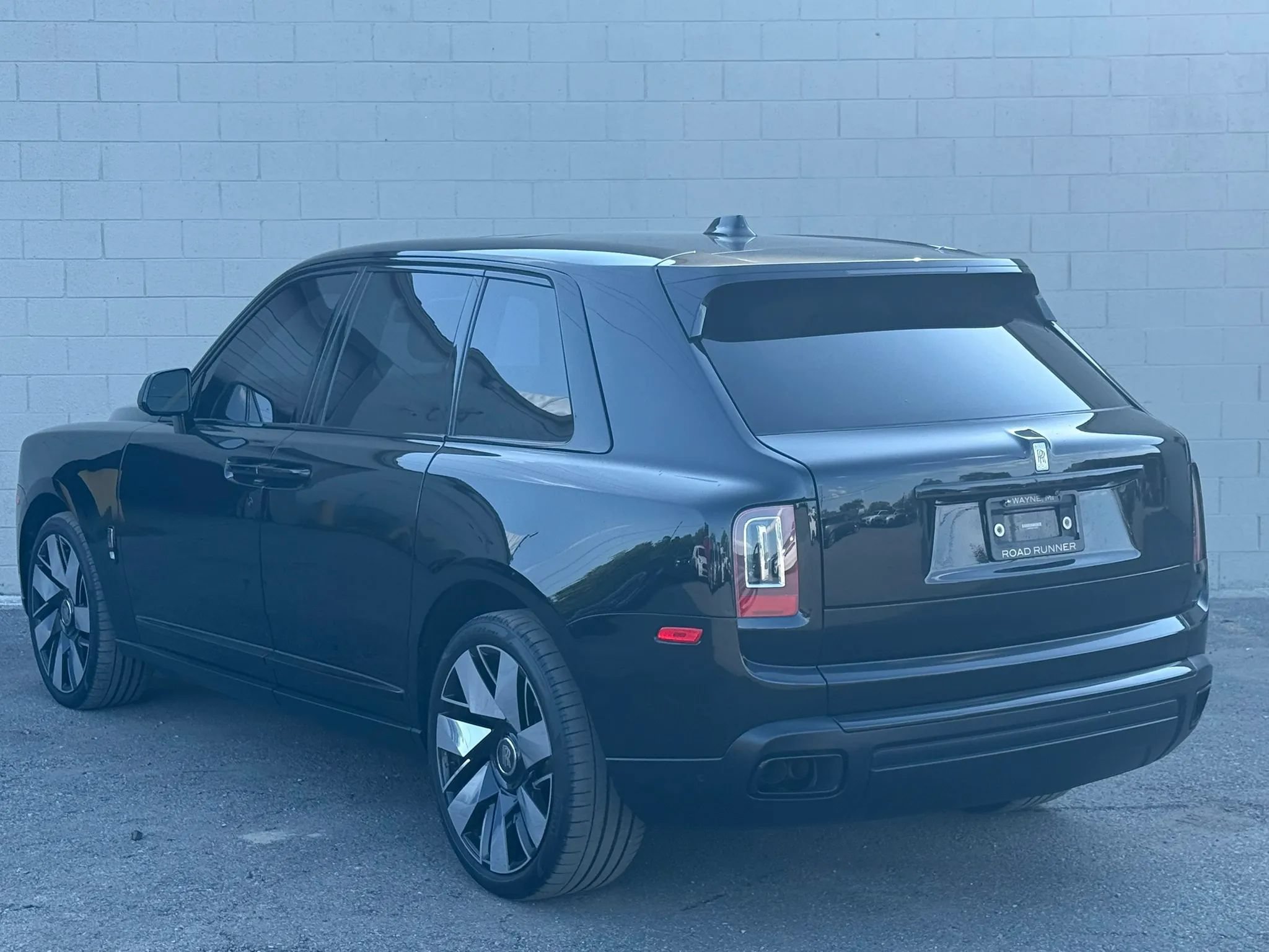 Used 2019 Rolls-Royce Cullinan AWD/4WD image 7
