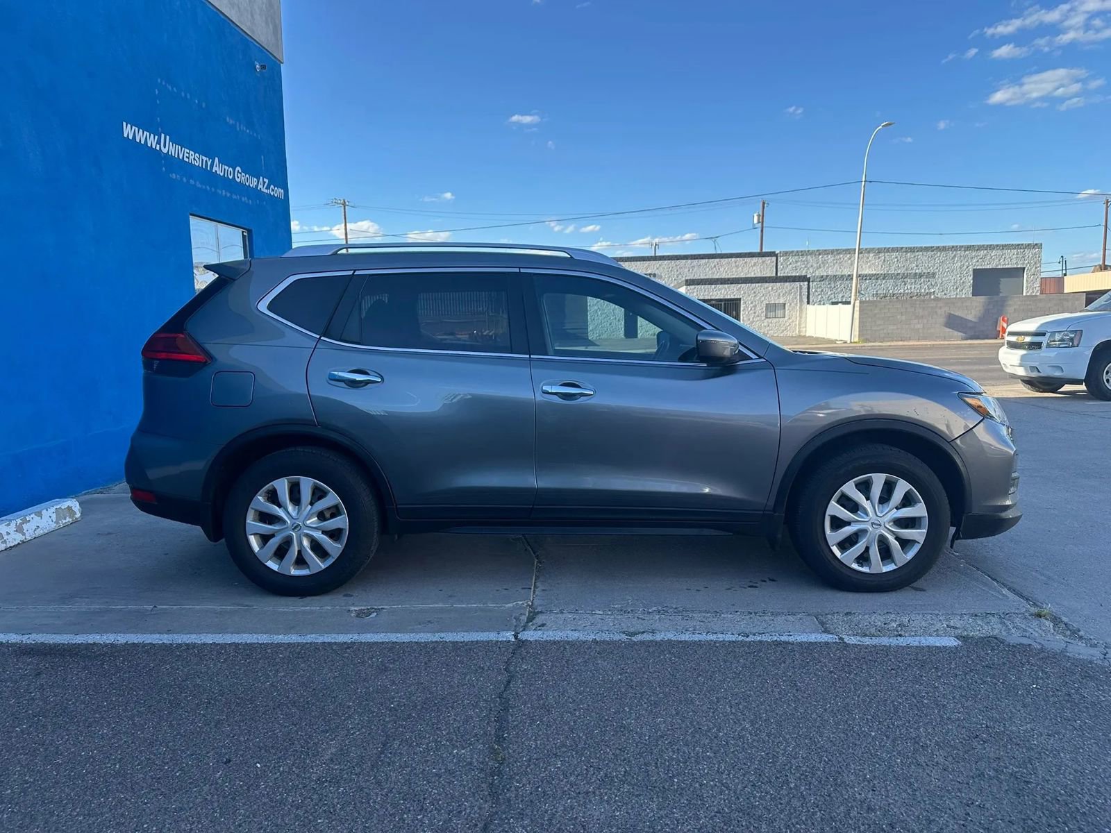 Used 2017 Nissan Rogue S w/ Appearance Package image 4