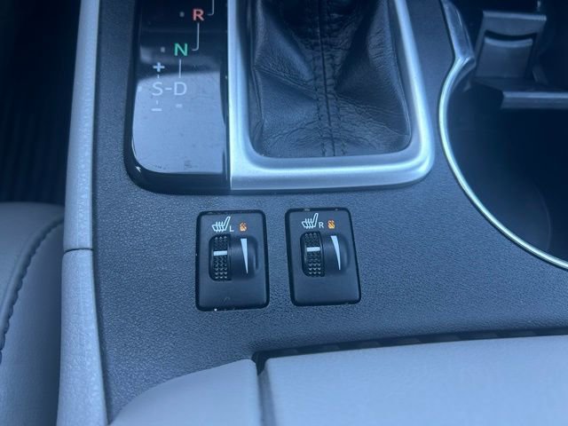 Used 2018 Toyota Highlander XLE AWD/4WD image 28