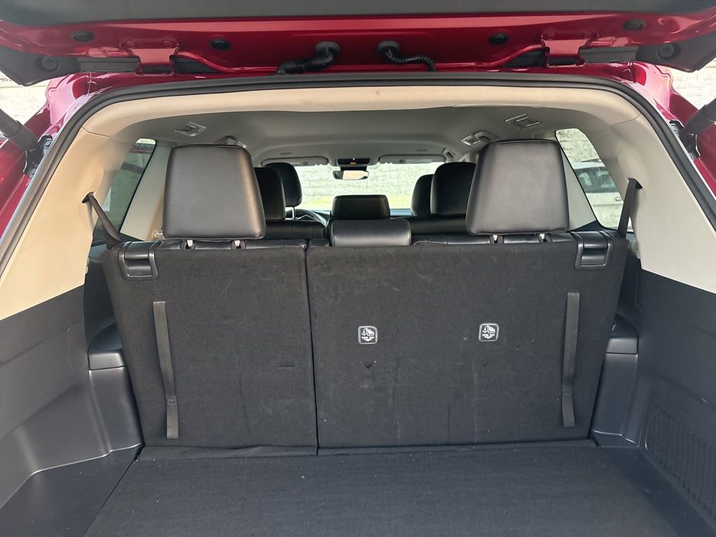 Used 2025 Toyota Grand Highlander AWD image 27