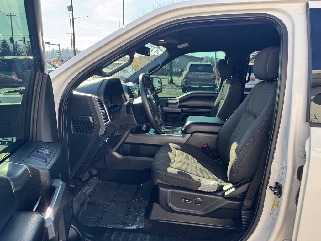 Used 2016 Ford F150 XLT w/ Equipment Group 301A Mid AWD/4WD image 10
