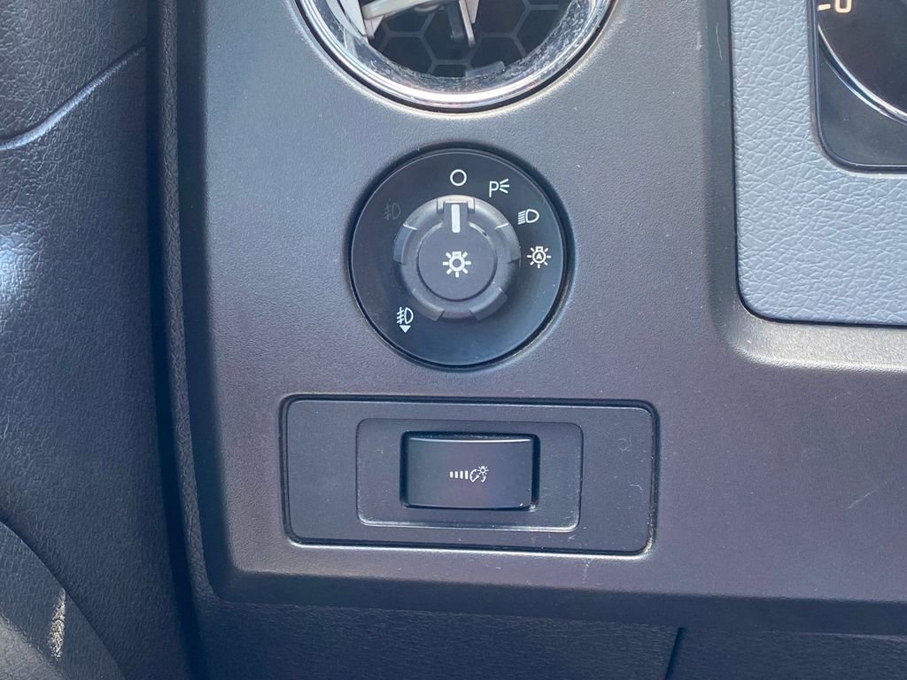 Used 2014 Ford F150 XLT w/ Equipment Group 301A Mid image 25