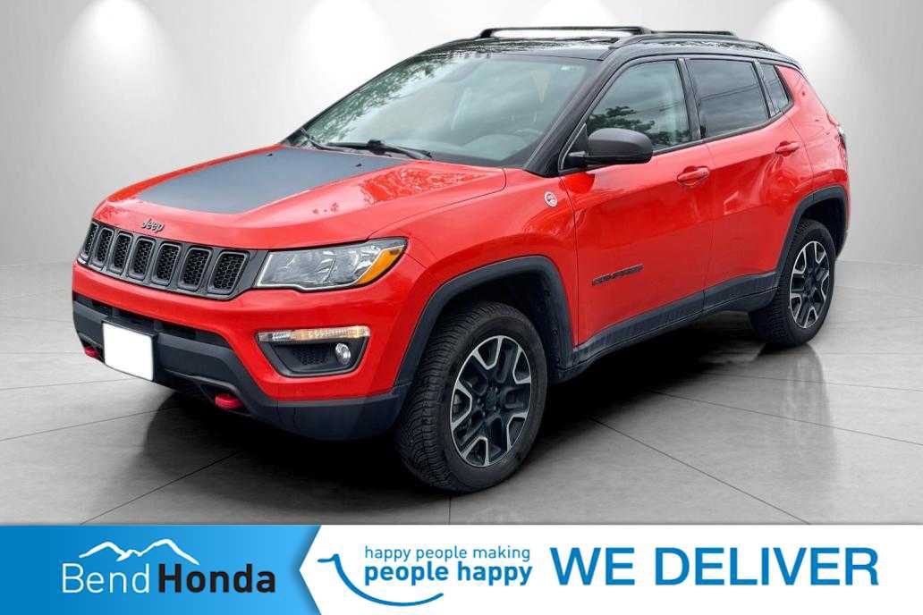 Used 2020 Jeep Compass Trailhawk AWD/4WD image 1