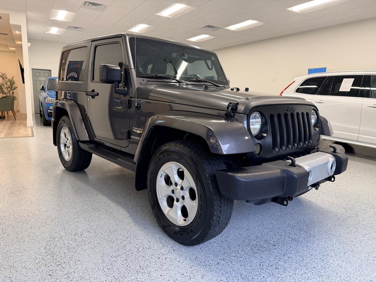 Used 2014 Jeep Wrangler Sahara w/ Connectivity Group AWD/4WD image 11