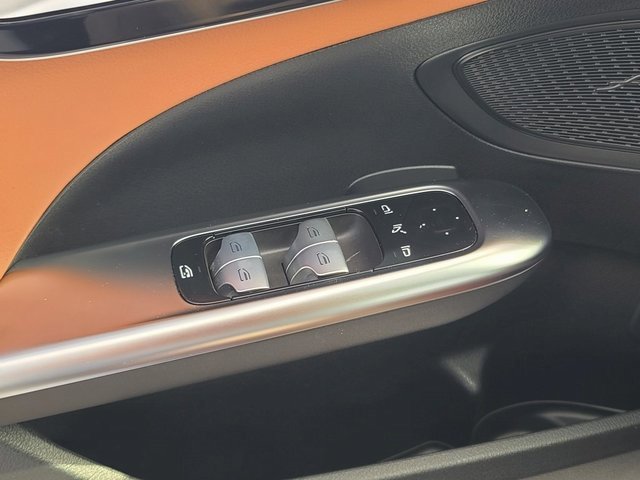 Used 2023 Mercedes-Benz C 300 4MATIC Sedan image 24