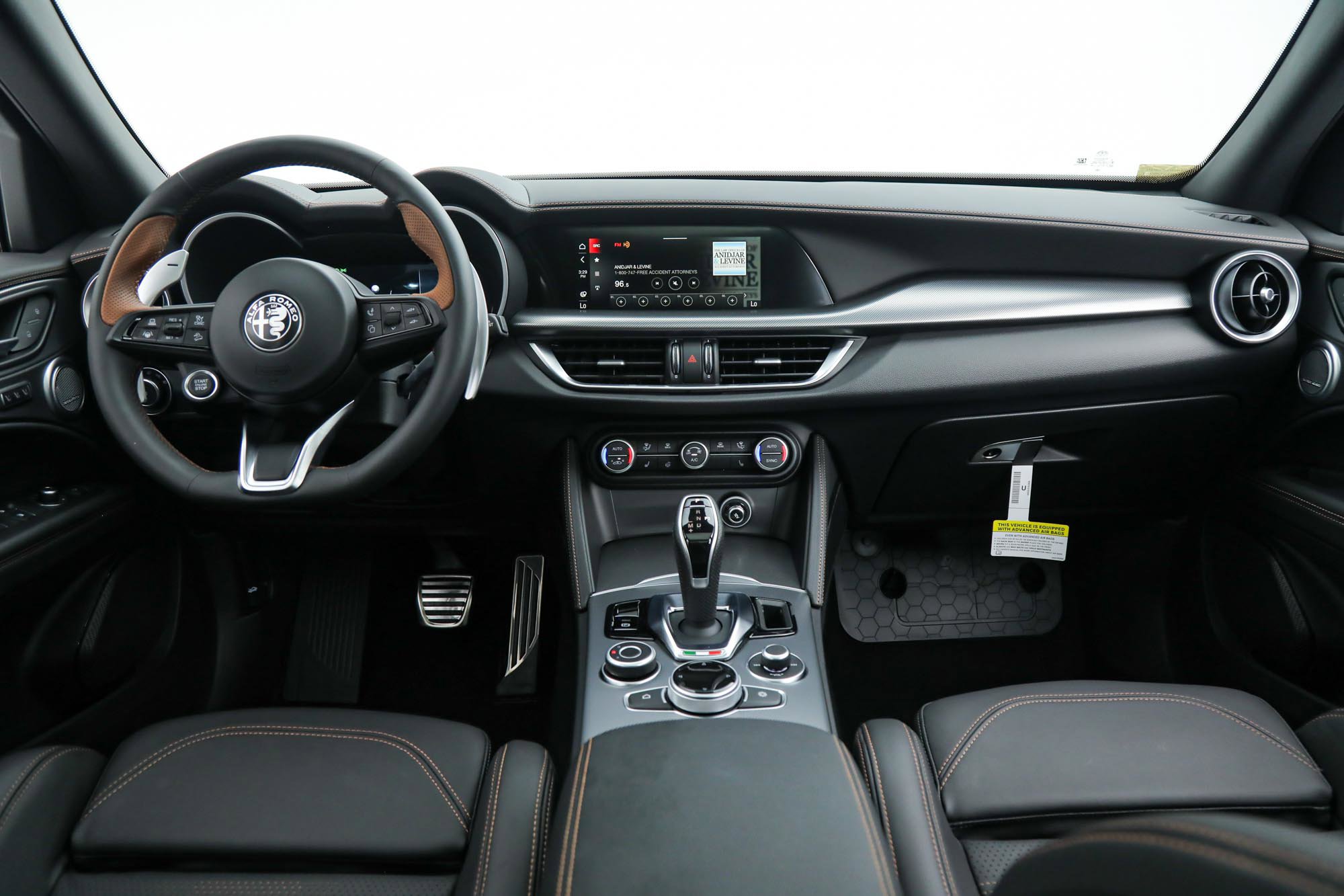 New 2025 Alfa Romeo Stelvio Sprint image 19
