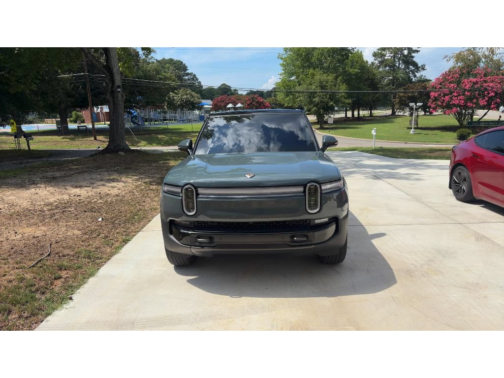 Used 2026 Rivian R1S Premium AWD/4WD image 3