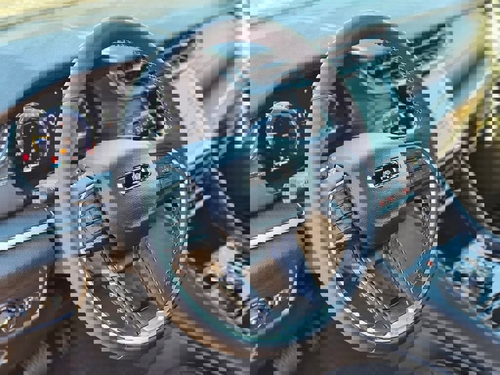 New 2025 Jeep Grand Cherokee Altitude image 18