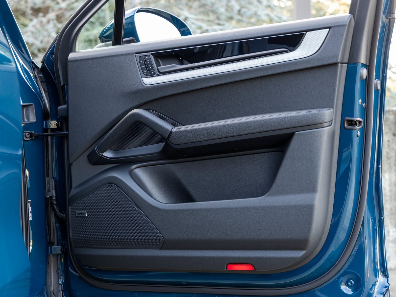 New 2026 Porsche Cayenne Coupe image 49