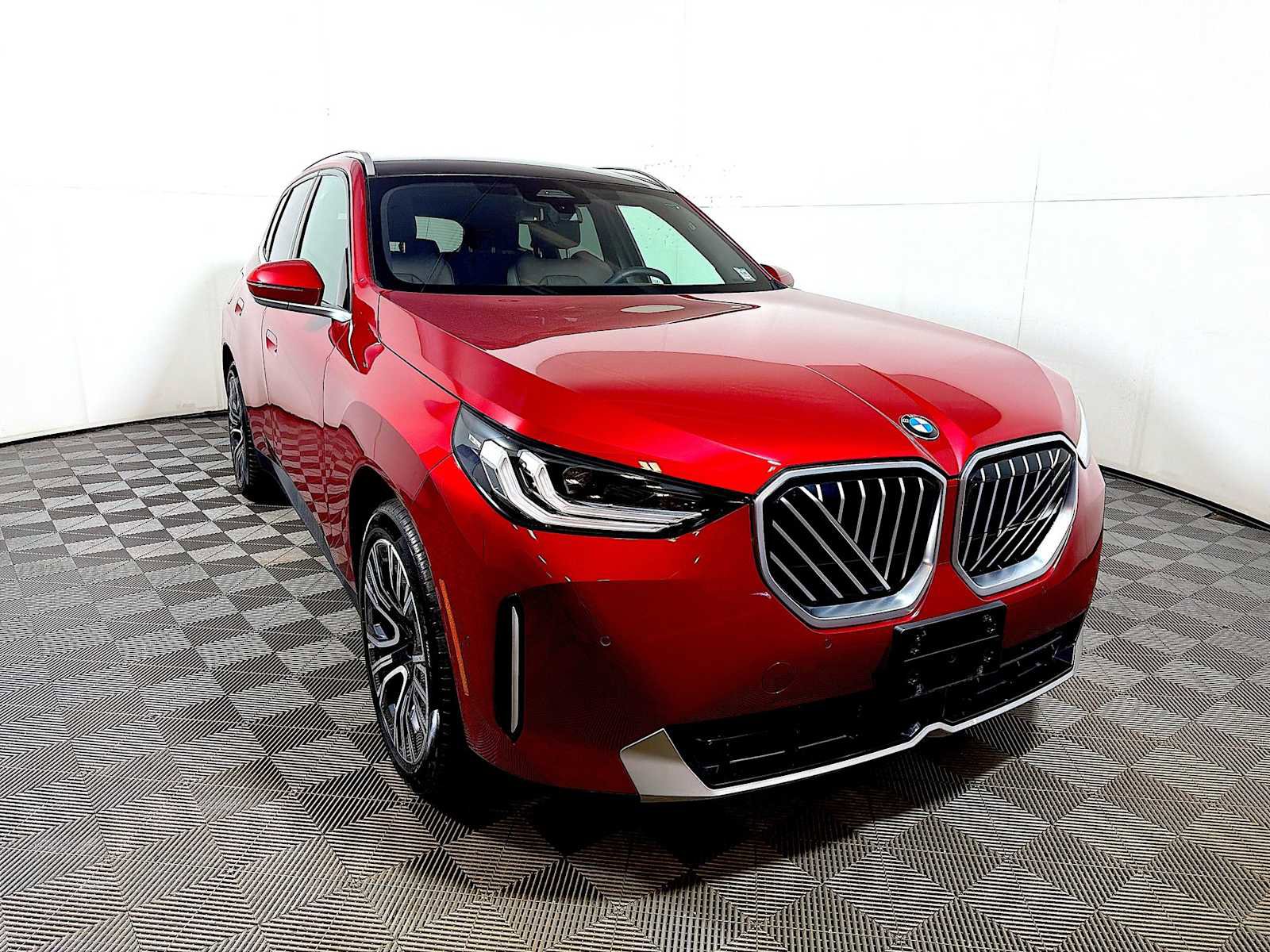 Used 2025 BMW X3 xDrive30 w/ Convenience Package AWD/4WD image 2