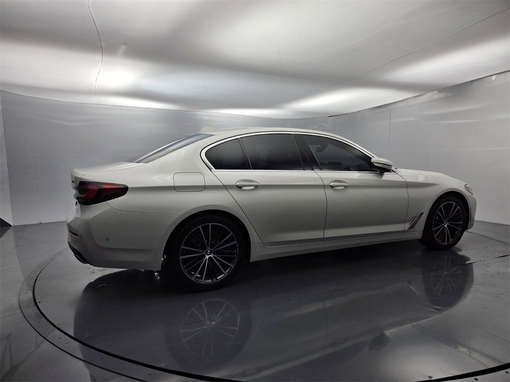 Used 2021 BMW 530i w/ Premium Package image 11