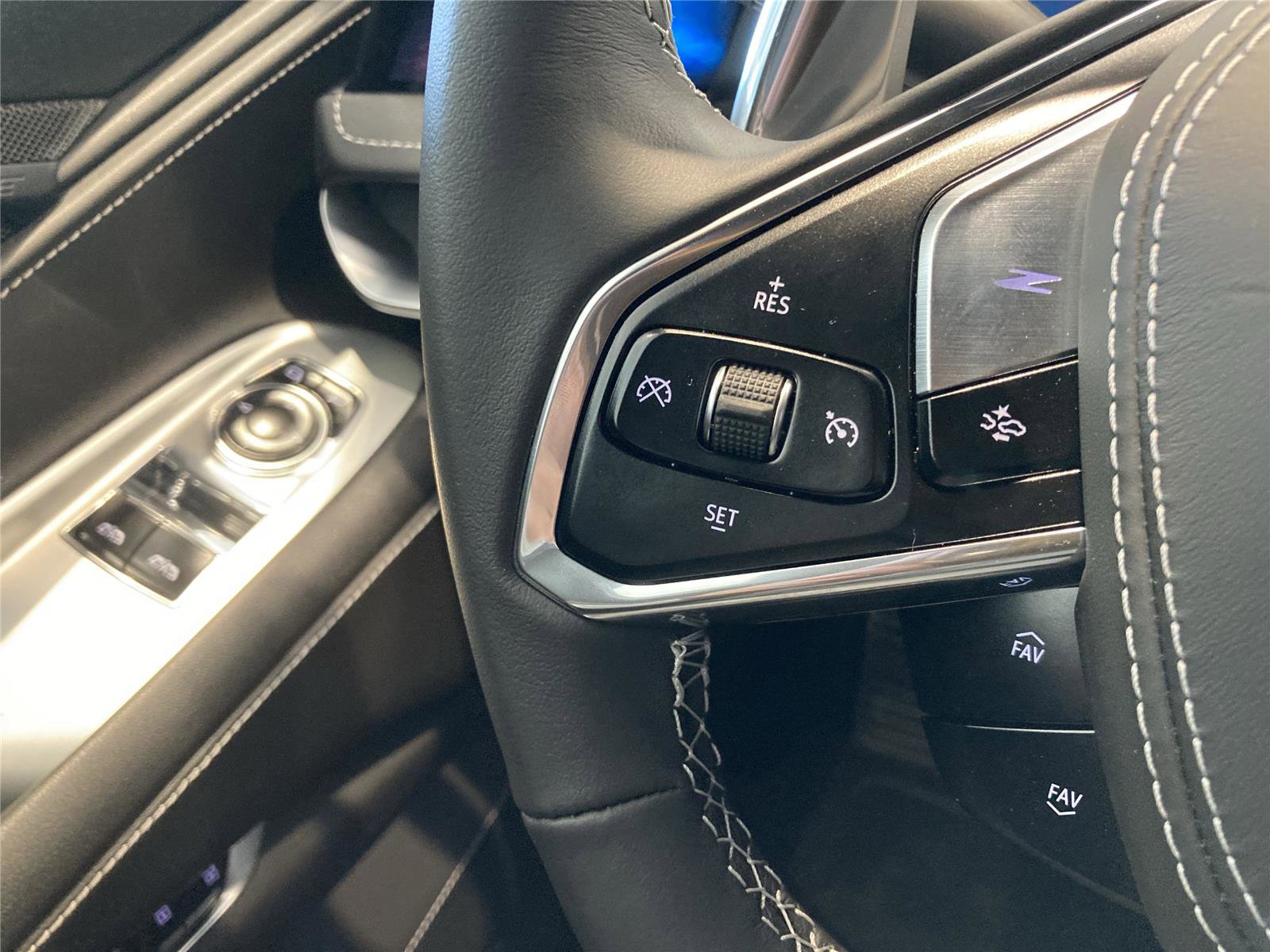 New 2026 Chevrolet Corvette Stingray Coupe w/ Battery Protection Package image 20