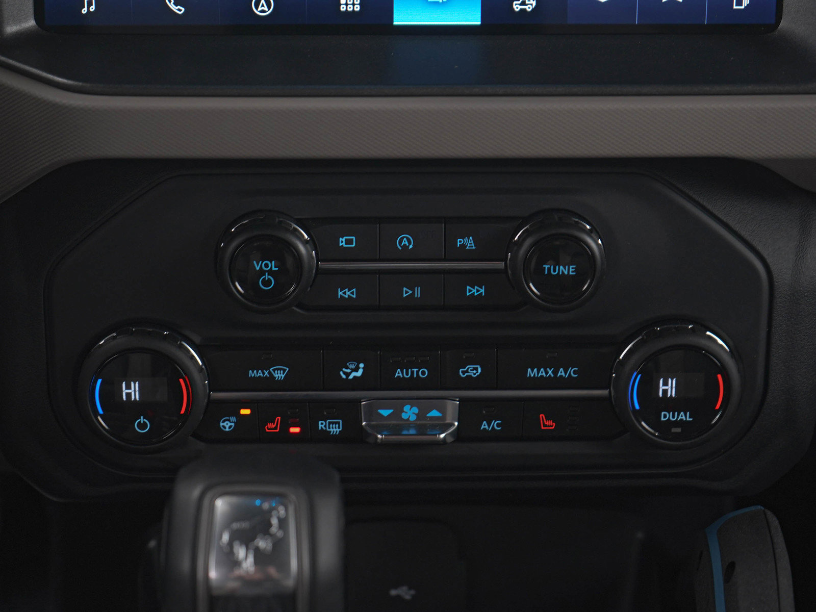 Used 2024 Ford Bronco Wildtrak image 18