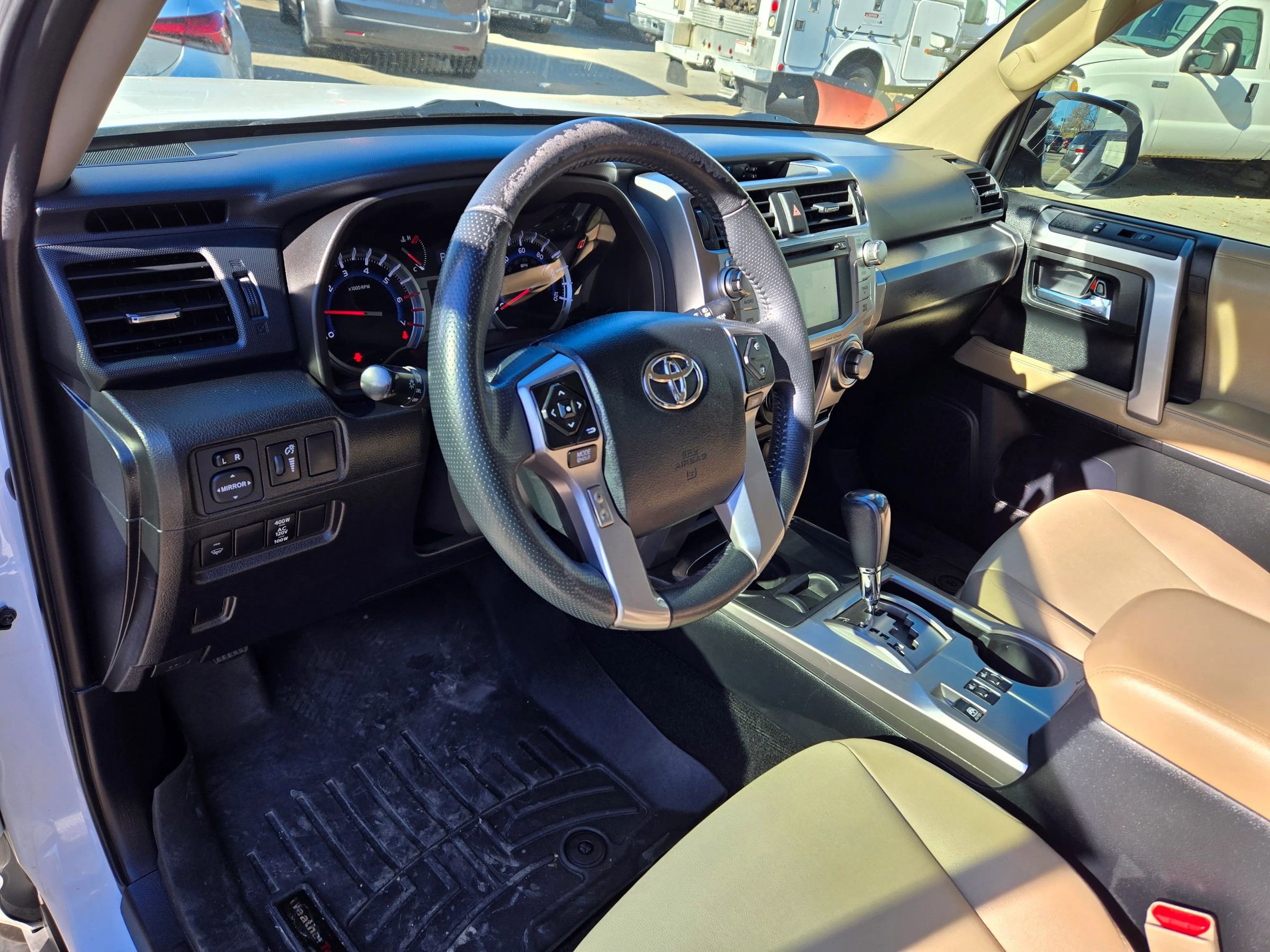 Used 2017 Toyota 4Runner SR5 Premium image 35