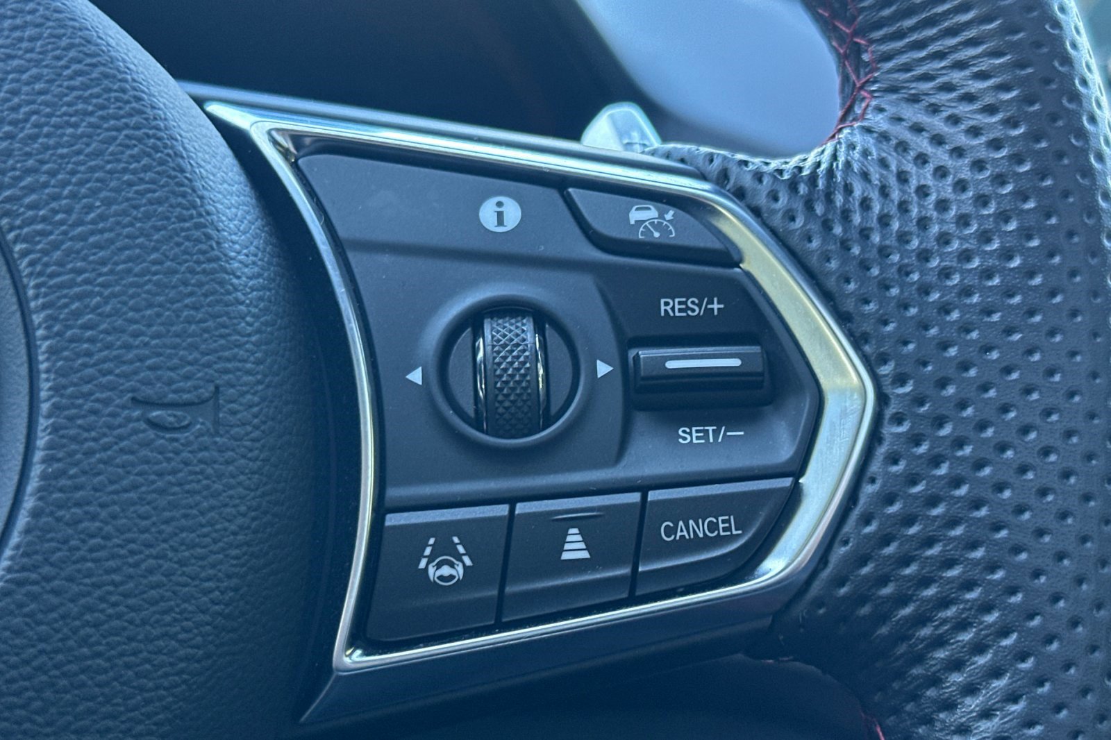 Used 2023 Acura RDX A-Spec AWD/4WD image 32