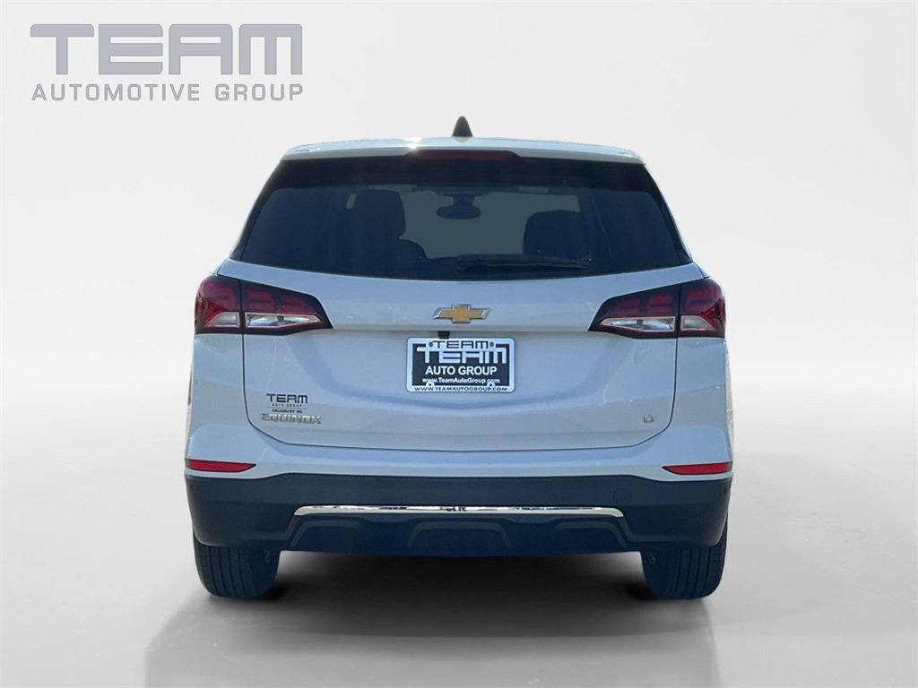 Used 2022 Chevrolet Equinox LT w/ Driver Convenience Package image 6