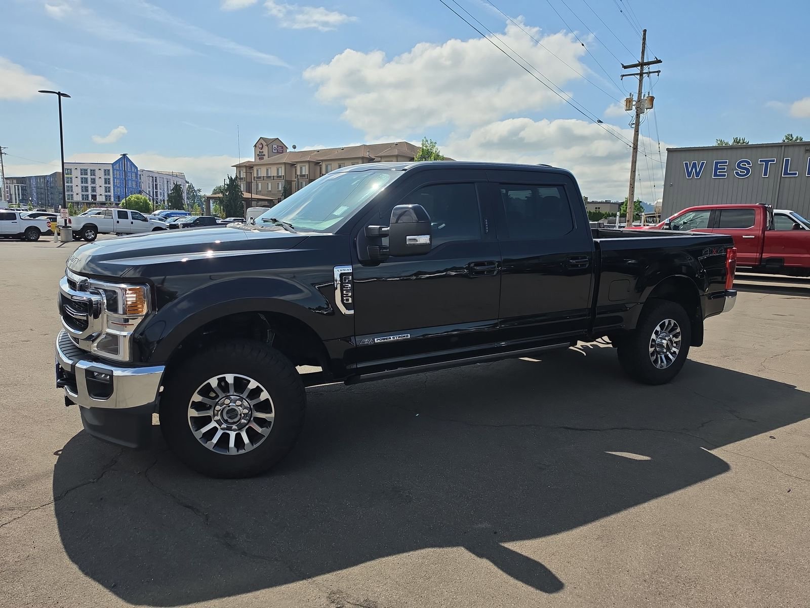 Used 2020 Ford F350 Lariat w/ Lariat Ultimate Package AWD/4WD image 2