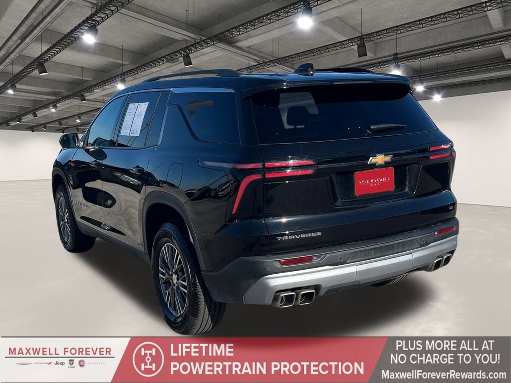 Used 2024 Chevrolet Traverse LT image 14