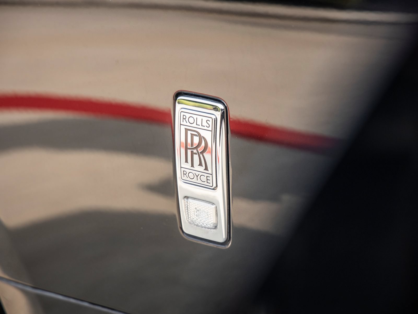 Used 2019 Rolls-Royce Wraith RWD image 16
