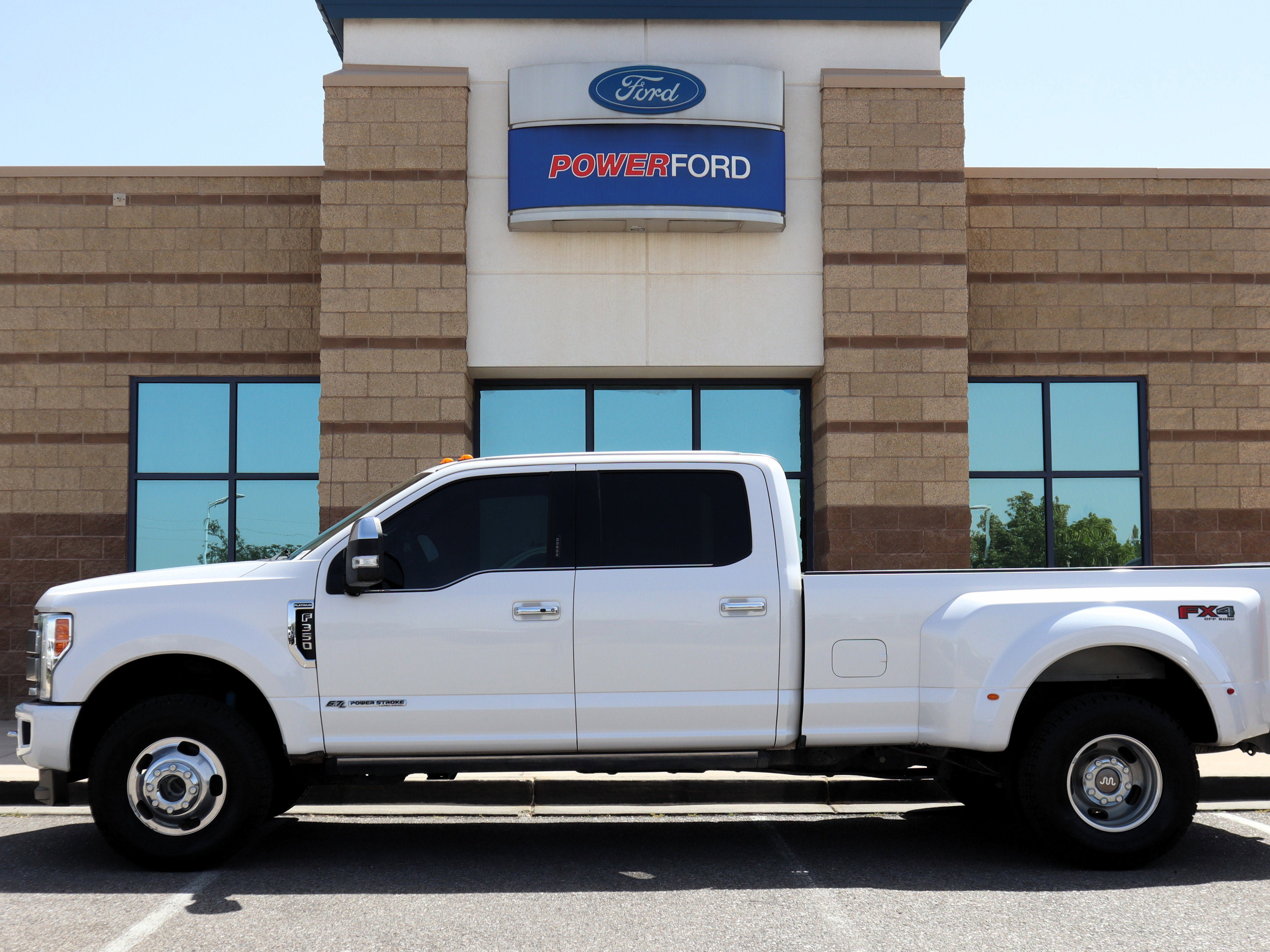 Used 2019 Ford F350 Platinum w/ Platinum Ultimate Package AWD/4WD image 9