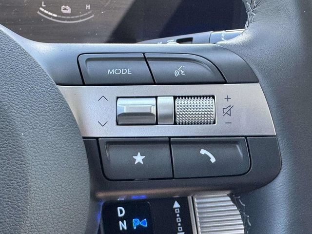 Used 2025 Hyundai Sonata SEL FWD image 24