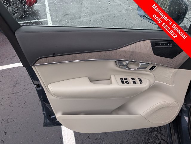 Used 2023 Volvo XC90 B6 Ultimate w/ Protection Package Premier AWD/4WD image 14