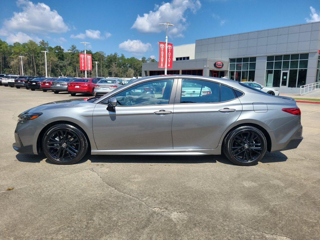 Certified 2026 Toyota Camry SE w/ Convenience Package FWD image 2