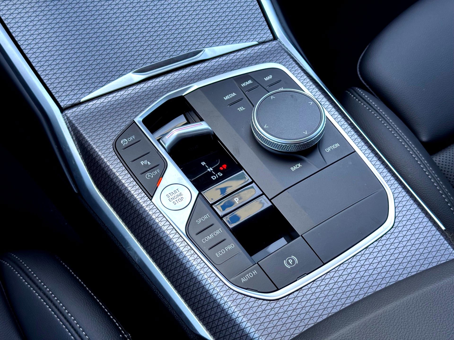 Used 2026 BMW 330i xDrive Sedan AWD/4WD image 27