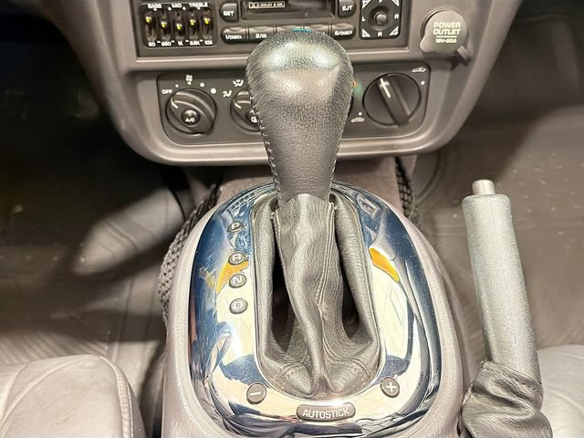Used 2000 Plymouth Prowler RWD image 12