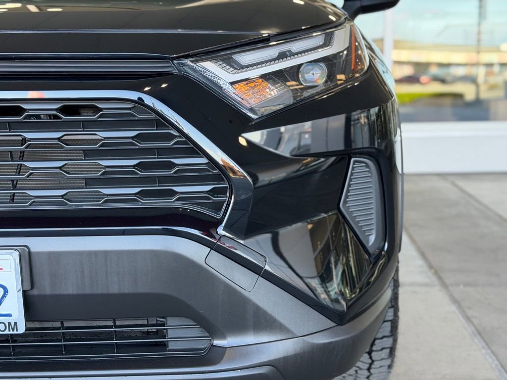 Certified 2025 Toyota RAV4 XLE image 6