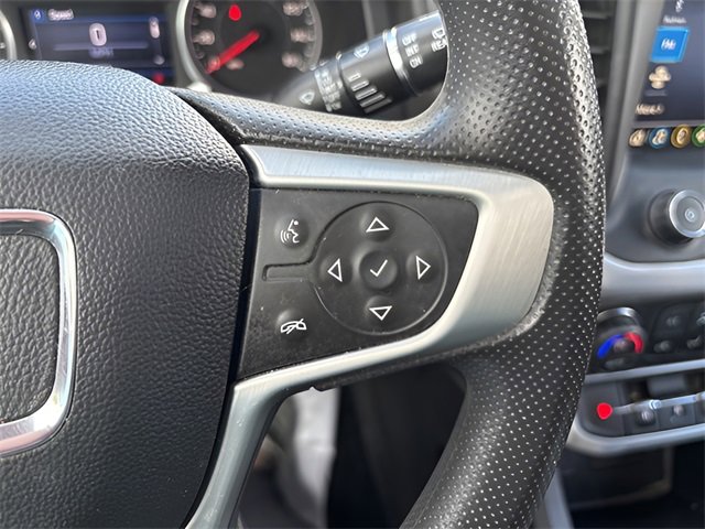 Used 2021 GMC Acadia SLE image 11