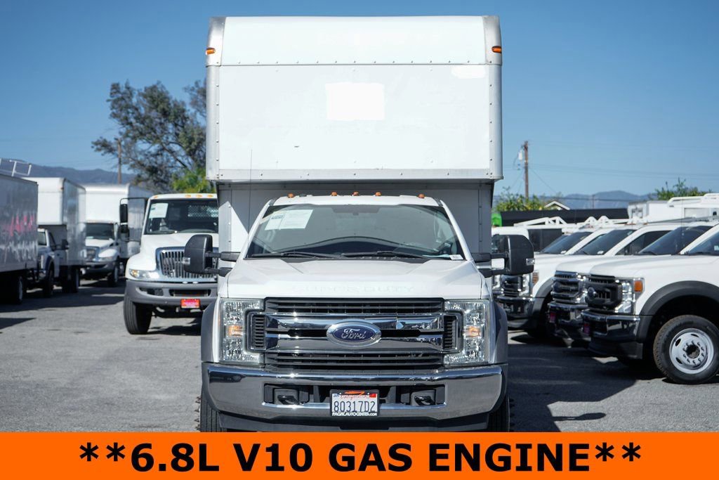 Used 2017 Ford F550 2WD Regular Cab Super Duty image 3