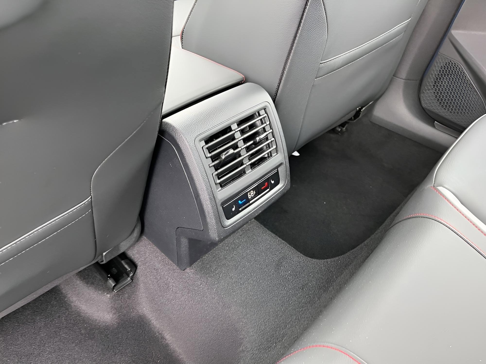 New 2025 Volkswagen GTI Autobahn image 29