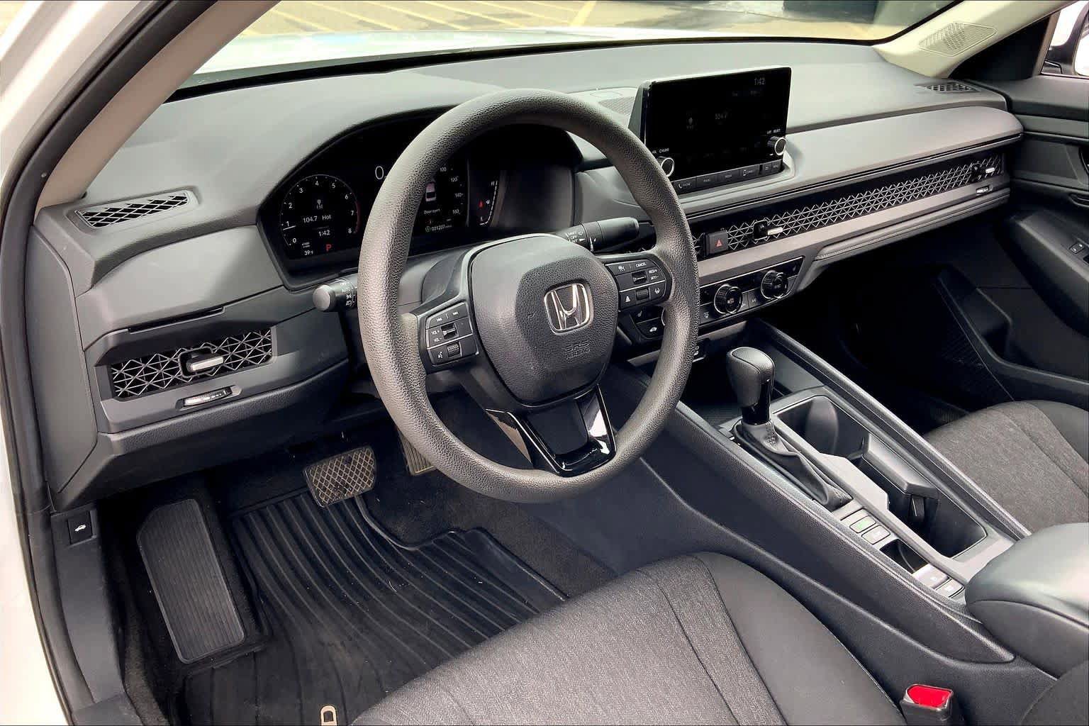Used 2024 Honda Accord EX image 18