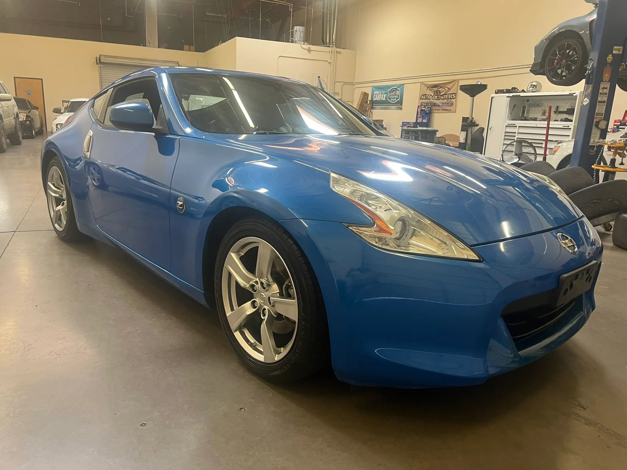 Used 2009 Nissan 370Z Touring image 10