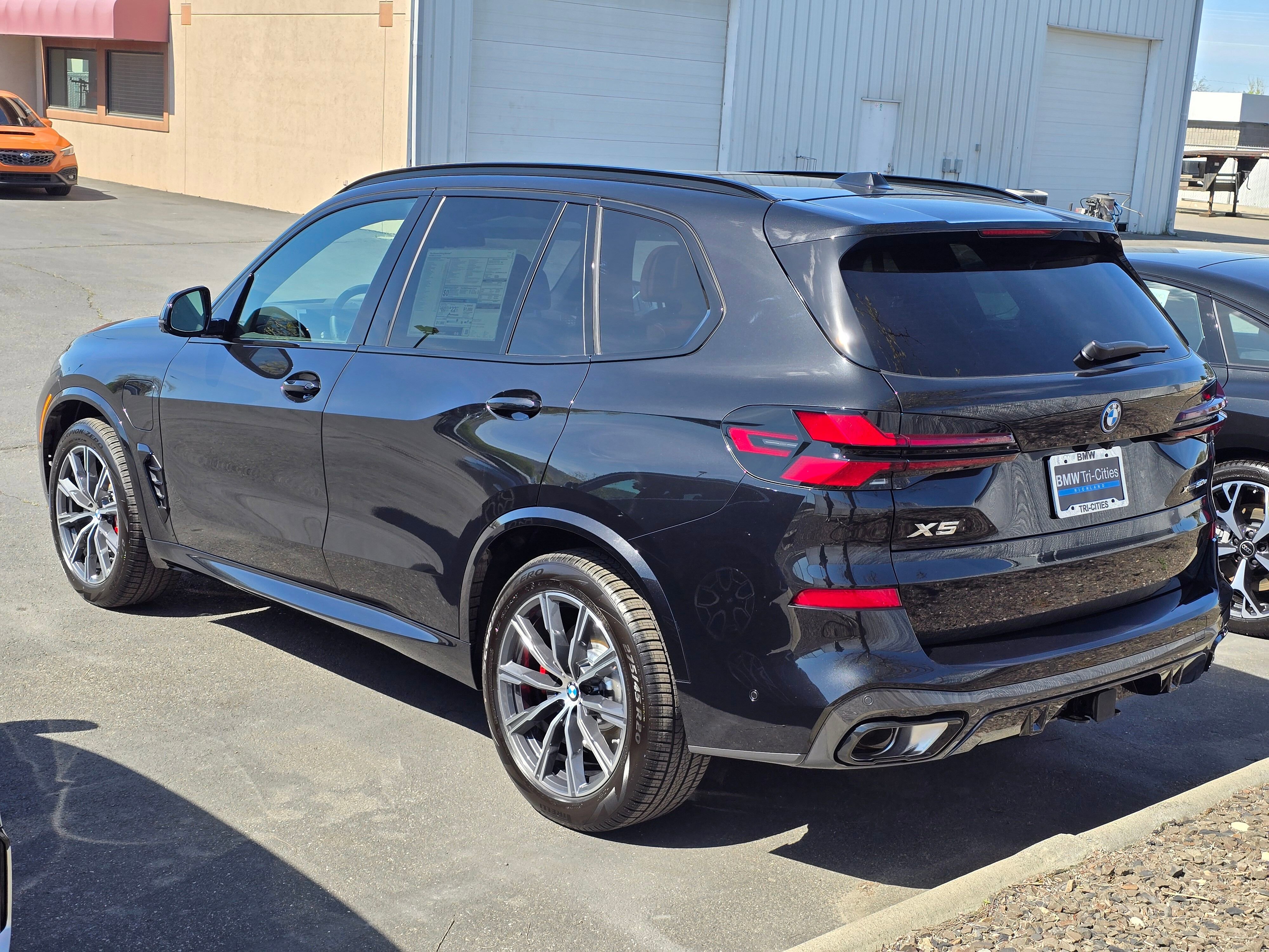 New 2026 BMW X5 xDrive50e image 4