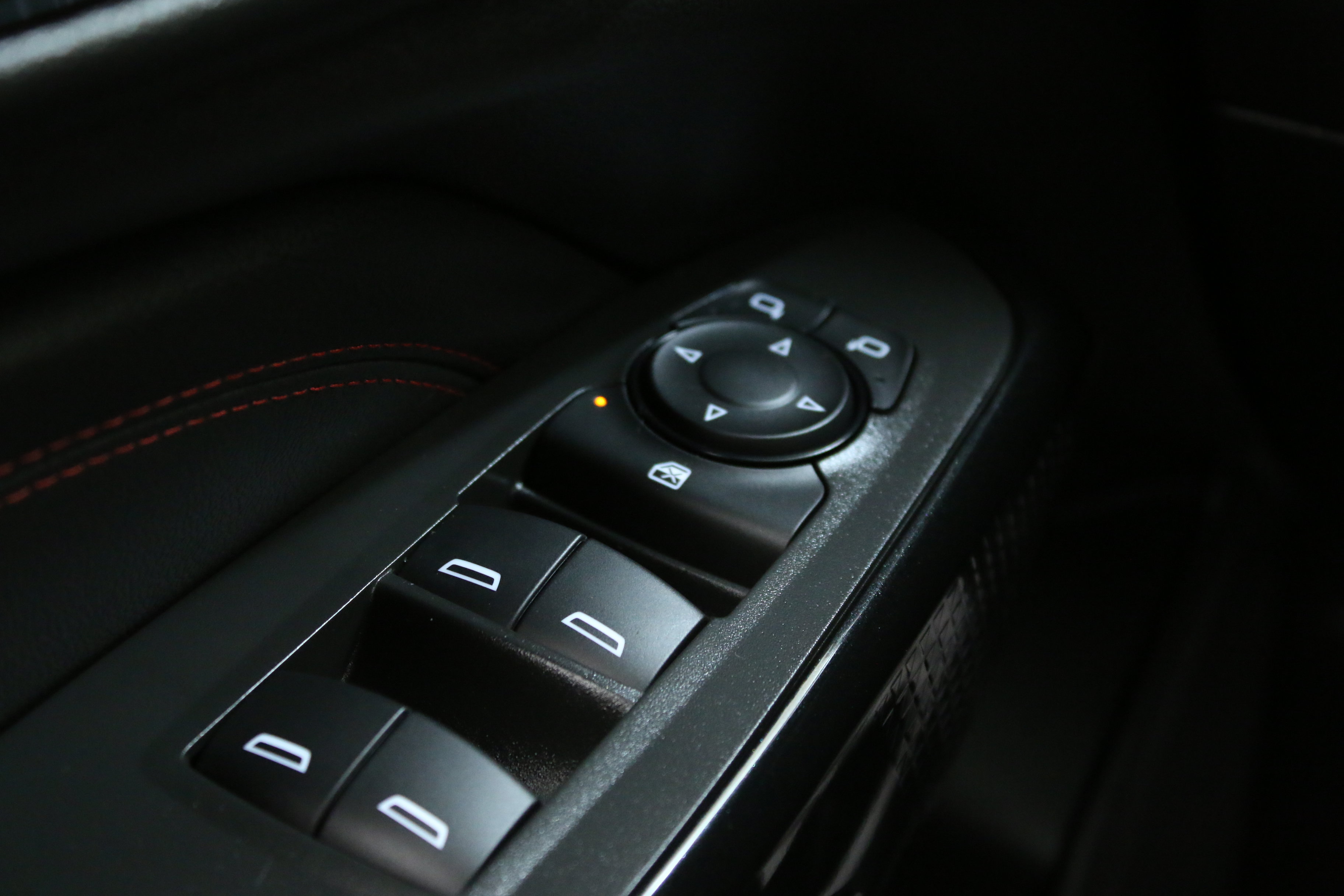 Used 2024 Chevrolet Trax RS w/ Driver Confidence Package FWD image 19