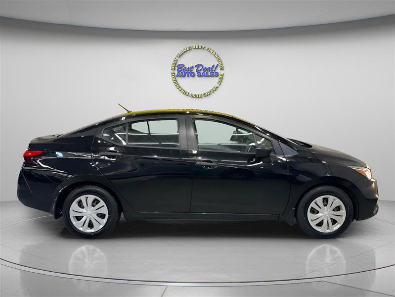 Used 2021 Nissan Versa S FWD image 7