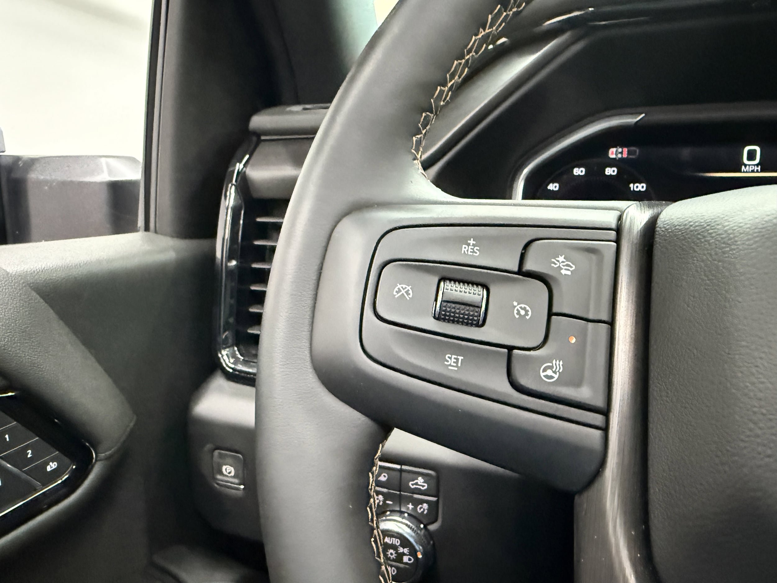 Used 2026 GMC Sierra 2500 AT4 w/ AT4 Premium Plus Package AWD/4WD image 16