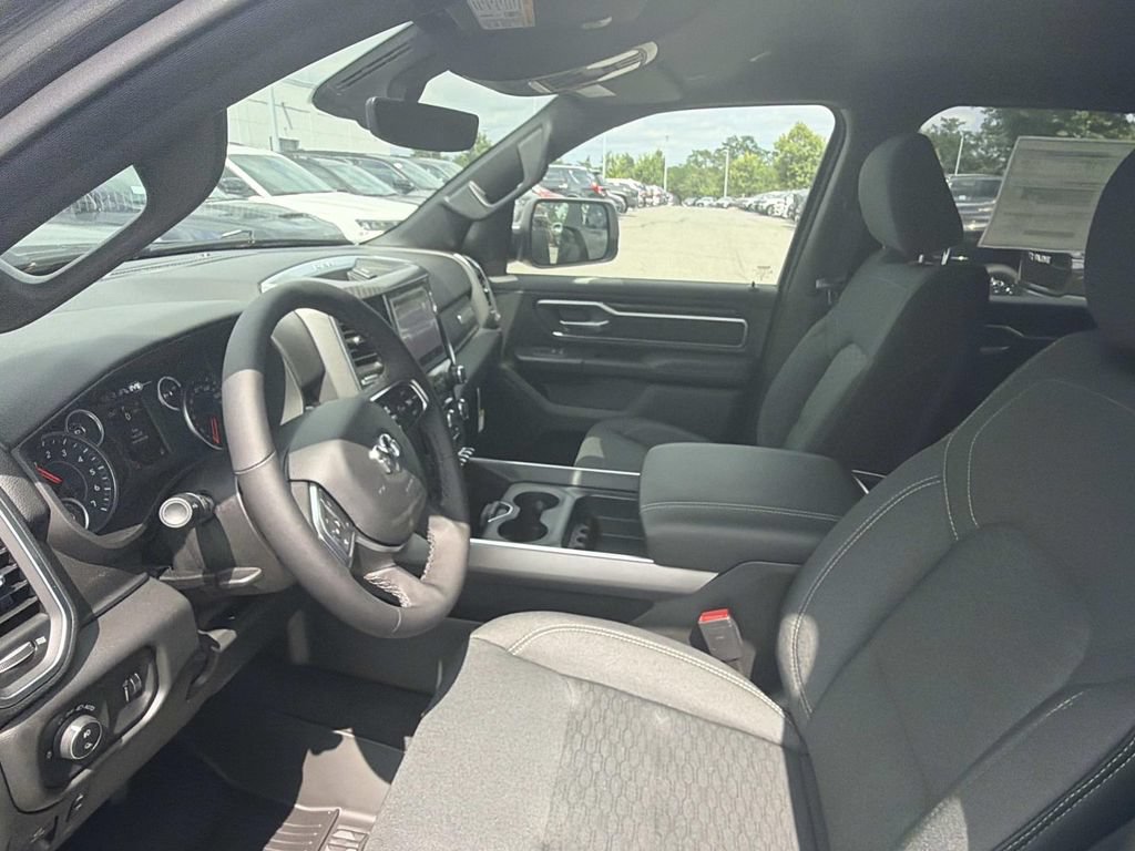 New 2026 RAM 1500 Big Horn w/ Night Edition AWD/4WD image 3