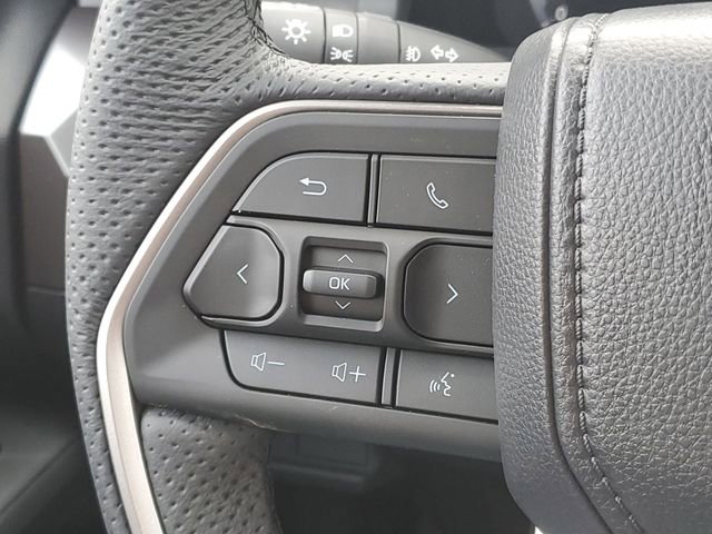 Used 2025 Toyota Tacoma TRD Off-Road image 15