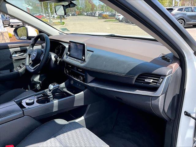 Certified 2023 Nissan Rogue SV AWD/4WD image 14