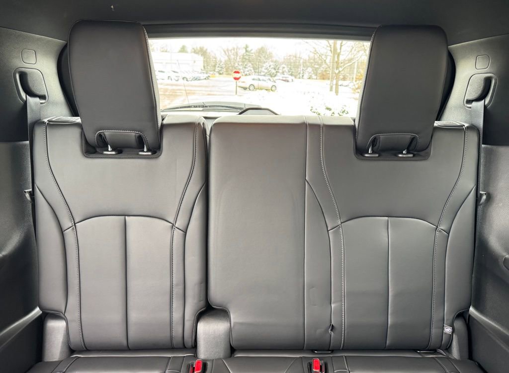 Used 2025 INFINITI QX60 Luxe w/ Black Edition image 25