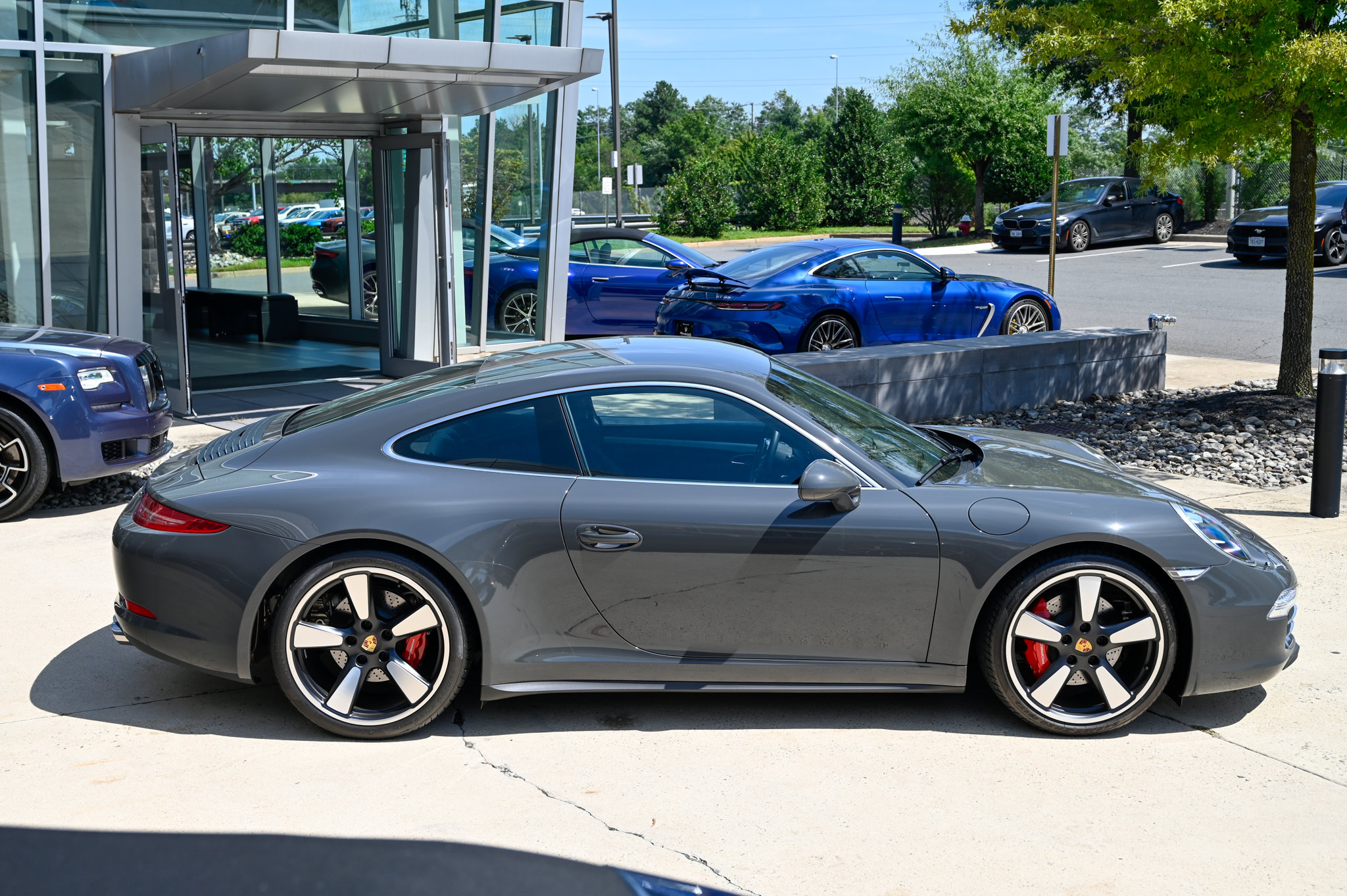Used 2014 Porsche 911 50th Anniversary Edition RWD image 4