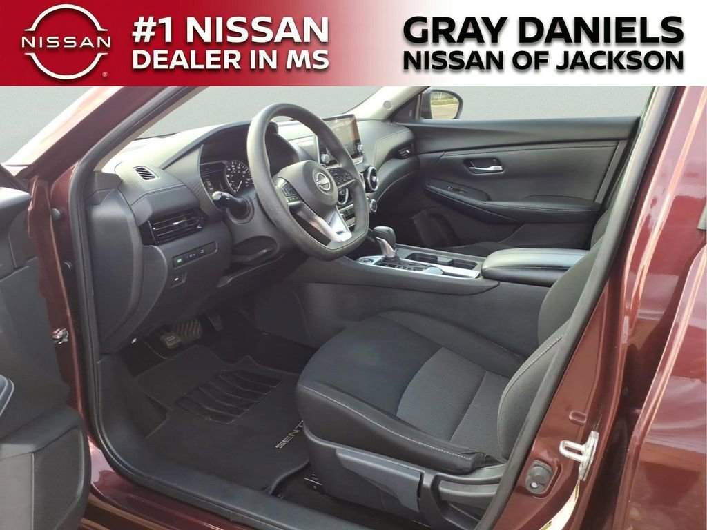 Used 2024 Nissan Sentra SV FWD image 24